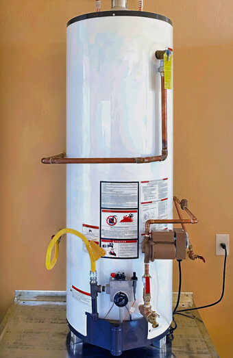 https://maylandshotwater.com.au/uploads/2025/06/gas-hot-water-system-32424.jpg