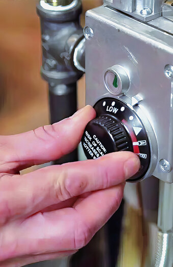 https://maylandshotwater.com.au/uploads/2025/06/hot-water-installs-57724.jpg