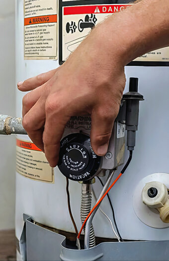 https://maylandshotwater.com.au/uploads/2025/06/hot-water-servicing-68760.jpg