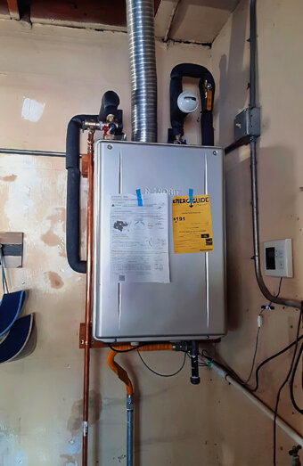 https://maylandshotwater.com.au/uploads/2025/06/instant-hot-water-systems-51476.jpg